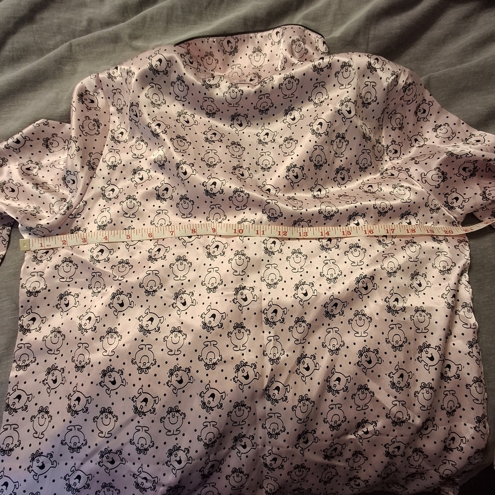 La SENZA Pink Satin Pajama Top with Black Trim and Cute Face Print - Picture 6 of 6
